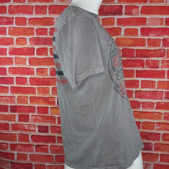 Affliction Men's American Flag Gray T-shirt - Size: Large- NWOT - Picture 5 of 6